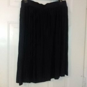 Metro Wear Skirt